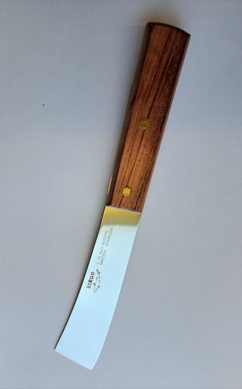 Bergo kittkniv buet bred